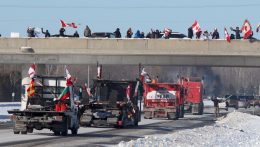 Kamionosok bénították meg a kanadai fővárost
