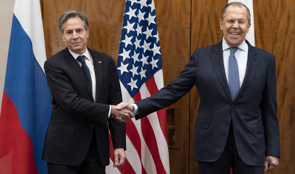 Az amerikai külügyminiszter szerint akár az olimpiai játékok idején is bekövetkezhet az Ukrajnával szembeni orosz invázió