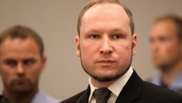 Breivik ismét perli a norvég kormányt