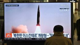 Észak-Korea újabb rakétakísérlettel borzolja a kedélyeket