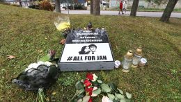 A politikusok is megemlékeztek Ján Kuciak és Martina Kušnírová halálának évfordulójáról