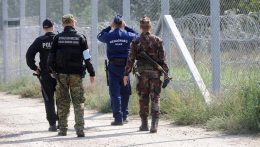 Cseh rendőrök segítenek a magyar-szerb határon