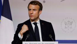 Macron: duplájára kell felgyorsítani a megújuló energiaforrások telepítését