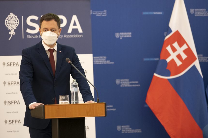 Szlovákia kormánya segélyt nyújt Ukrajnának