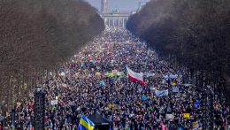 Szolidaritási tüntetések Európa-szerte