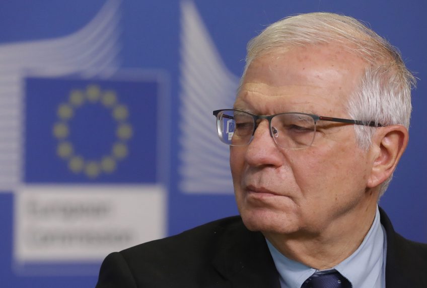 Az Európai Uniónak továbbra is támogatnia kell Ukrajnát fegyverekkel