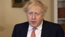 Boris Johnson volt brit miniszterelnök szándékosan félrevezette a parlamentet