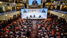 Az orosz-ukrán konfliktusról is tárgyalnak a pénteken kezdődő Müncheni Biztonságpolitikai Konferencián