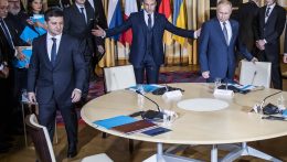Újra egyeztet egymással Putyin és Macron