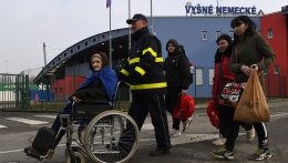 Továbbra is áramlanak az ukrajnai menekültek