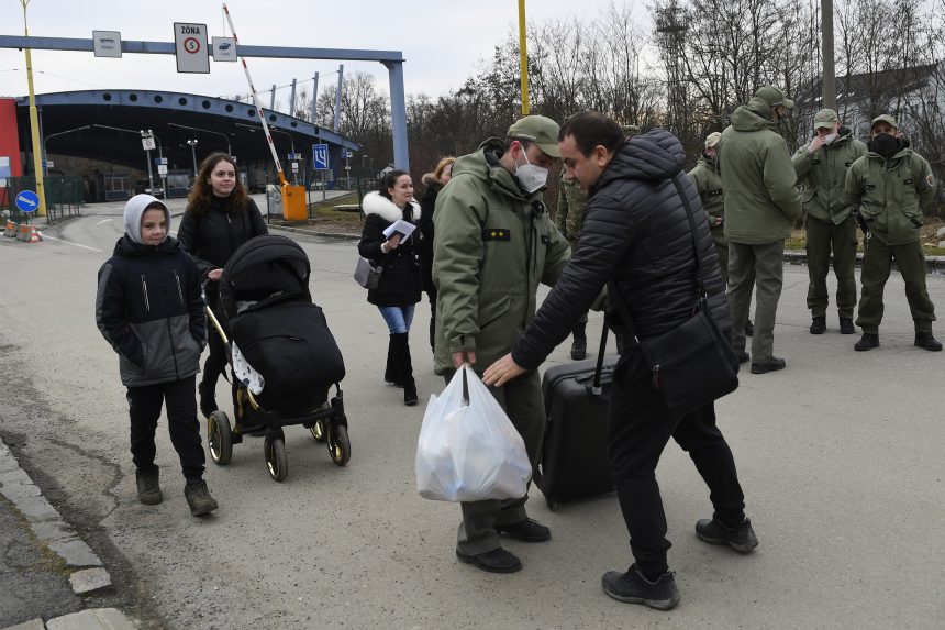 Több mint 17 000 ember érkezett Szlovákiába Ukrajnából a múlt héten