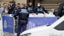 Rendőröket késelt meg egy férfi Marseille belvárosában, ezután agyonlőtték