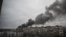 Humanitárius katasztrófa fenyeget Szumiban és Mariupolban