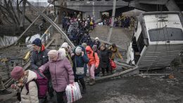 Az ukránok humanitárius folyosót kérnek az Azovsztal gyárhoz