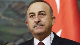 A török külügyminiszter szerint hatból négy ügyben megegyeztek az oroszok és az ukránok