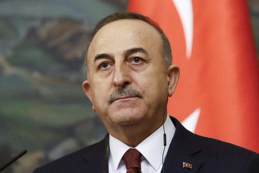 A török külügyminiszter szerint hatból négy ügyben megegyeztek az oroszok és az ukránok
