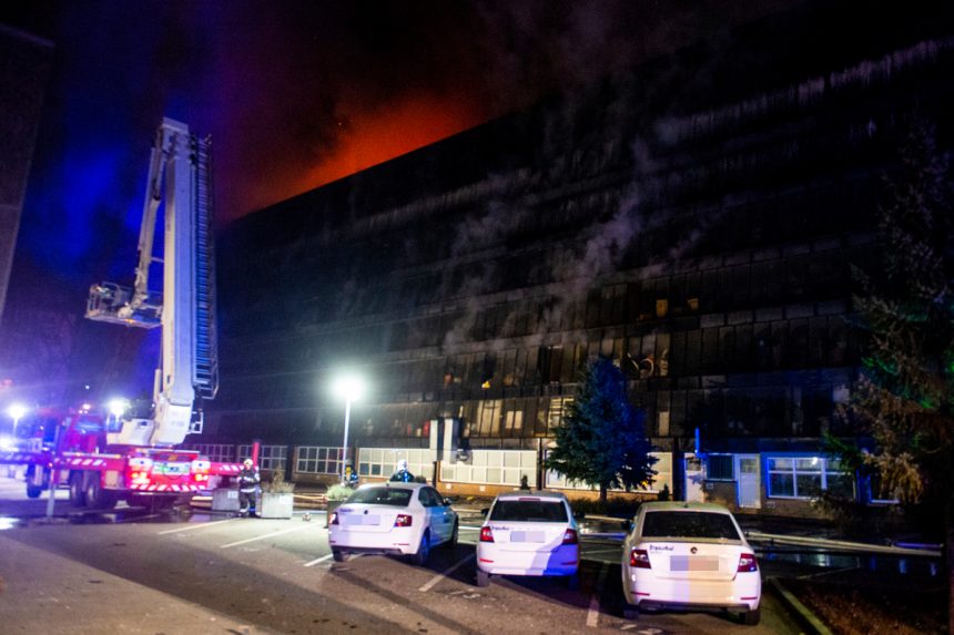 Tűz Pozsony Ruzsinov városrészében