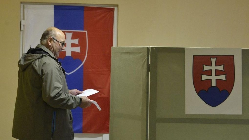 Március 23-án, szombaton tartják Szlovákiában a közvetlen államfőválasztás első fordulóját