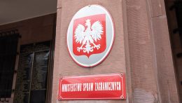 Kémkedéssel gyanúsított orosz diplomatákat utasítottak ki Lengyelországból