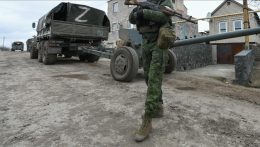 Orosz katonák parancsokat tagadnak meg és szabotálják a saját felszereléseiket a brit hírszerzés szerint