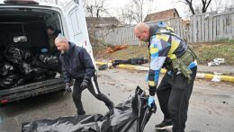 Több mint 300 civilt mészároltak le az ukrajnai Bucsában