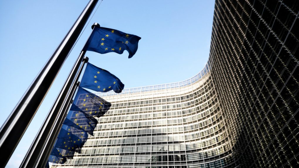 1 milliárd euró összegű pénzügyi támogatást folyósít Ukrajnának az Európai Bizottság