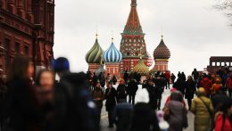 Német köztisztviselők százai kényszerülnek elhagyni Oroszországot