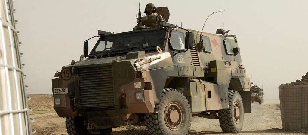 Ausztrália páncélozott járművekkel támogatja az ukránokat