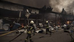 Két civil vesztette életét Harkiv szombati bombázásában