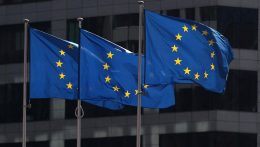 Tizennyolc milliárd eurós hitelt vesz fel Ukrajna megsegítésére az Európai Unió