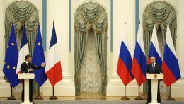 Megrekedt a párbeszéd Putyin és a francia elnök között