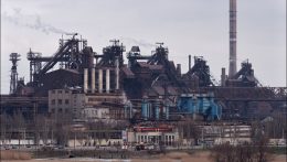 Létrejött a tűzszünet a mariupoli Azovsztal acélműnél