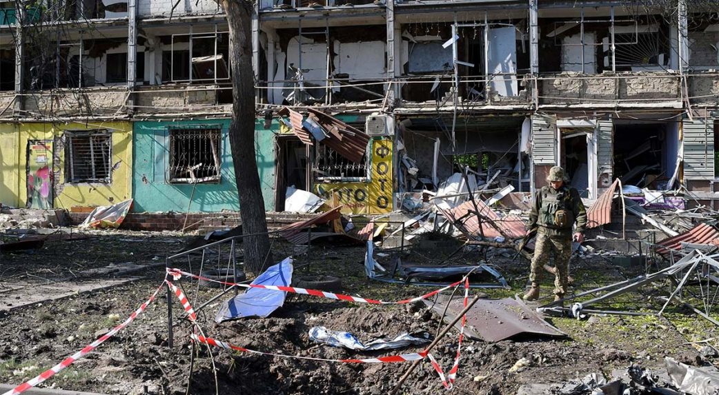 44 civil holttestét találták meg a kelet-ukrajnai Izjum városában