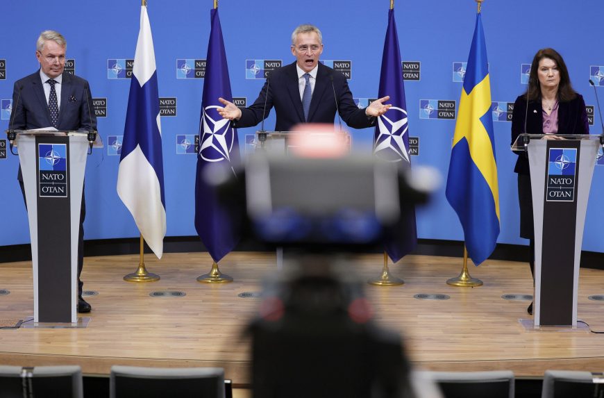 Svédország vasárnap dönt a NATO-csatlakozás beadásáról