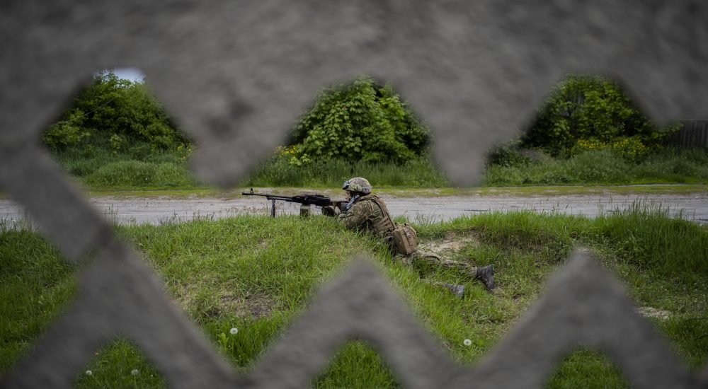 A Harkivot védő ukrán csapatok elérték az orosz határt, állítja a régió kormányzója