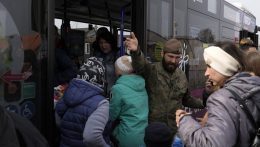 Több mint négyezer menekült érkezett Szlovákiába Ukrajna felől
