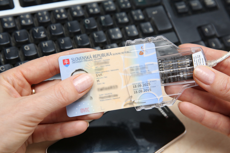 Biometrikus adatok is kerülnek az új személyi igazolványokba
