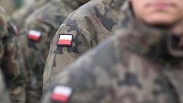 Lengyel katonák vesztették életüket légicsapások következtében