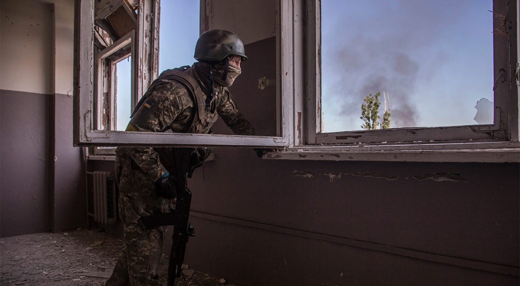 Az ukrán erők megállították az oroszok előrenyomulását Liszicsanszknál