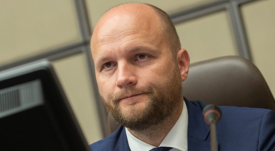 Az agresszió minden formájának beszüntetésére szólít fel Jaroslav Naď védelmi miniszter
