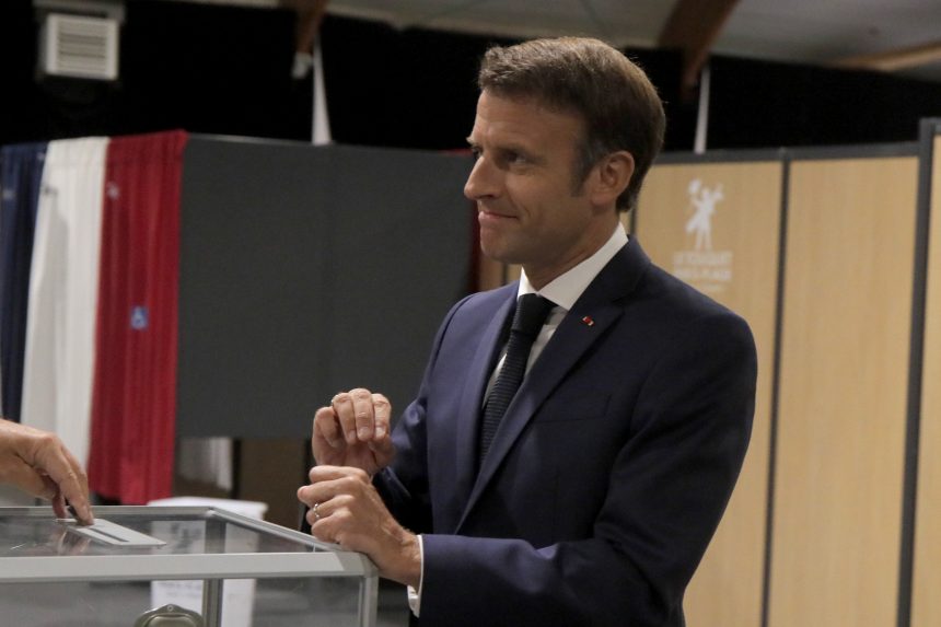 Csúfos győzelmet aratott Macron pártszövetsége a francia nemzetgyűlési választásokon