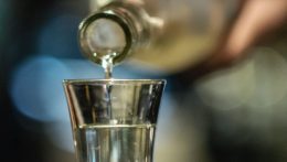 Orvosi vizsgálat nélkül is elbocsájthatják az ittas munkavállalókat Oroszországban