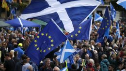 Új népszavazás kiírására készül a skót miniszterelnök