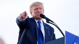 Egyre szélsőségesebbek Trump beszédei, de ez nem árt a népszerűségének