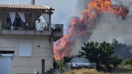 Napok óta küzdenek a lángokkal a görögországi nemzeti parkban