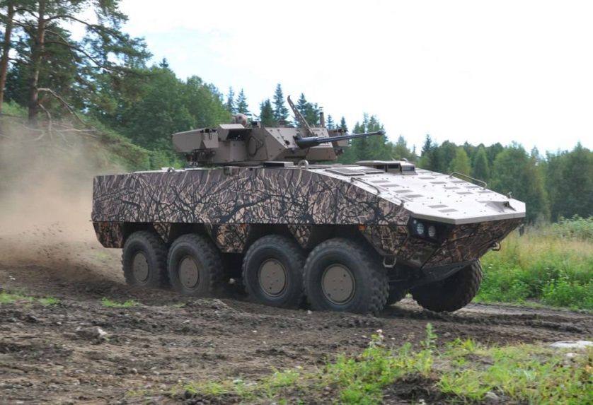Szlovákia 447 millió eurós szerződést kötött Finnországgal 76 darab Patria páncélozott harcjármű megvásárlásáról