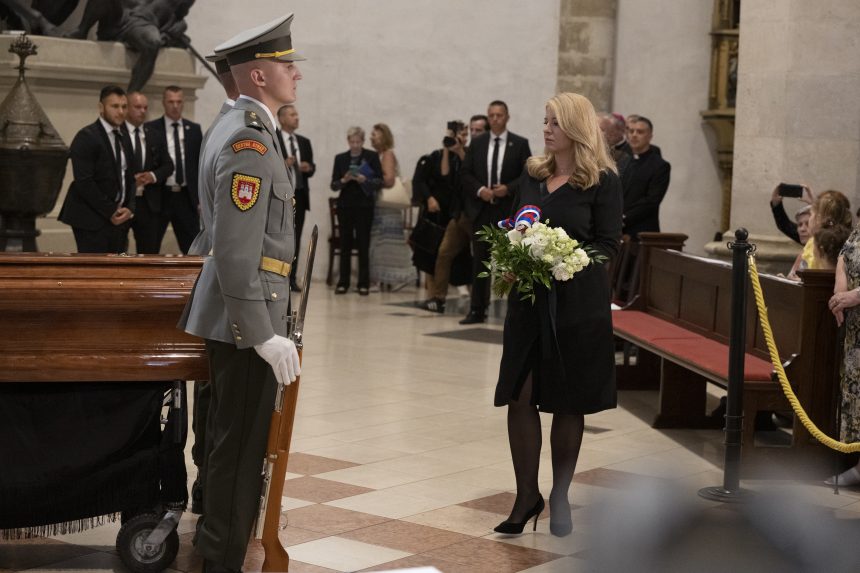 Az államfő is tartott beszédet Tomko bíboros temetésén
