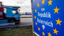 Csehország után Ausztria is ellenőrzést vezet be Szlovákiával közös határán