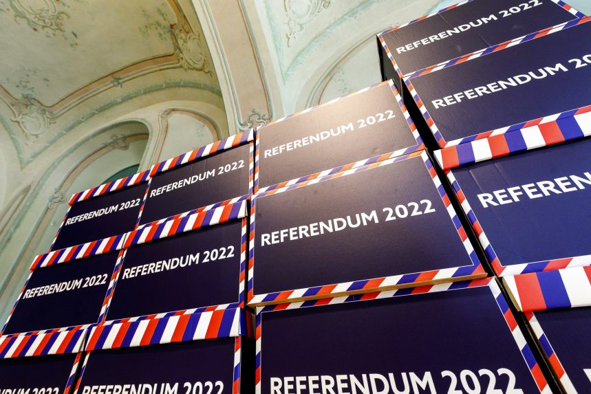 Az államfő reagált a referendum dátuma miatt őt ért bírálatokra
