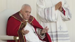Ferenc pápa: a vallást nem szabad a háború gonoszságának igazolására felhasználni
